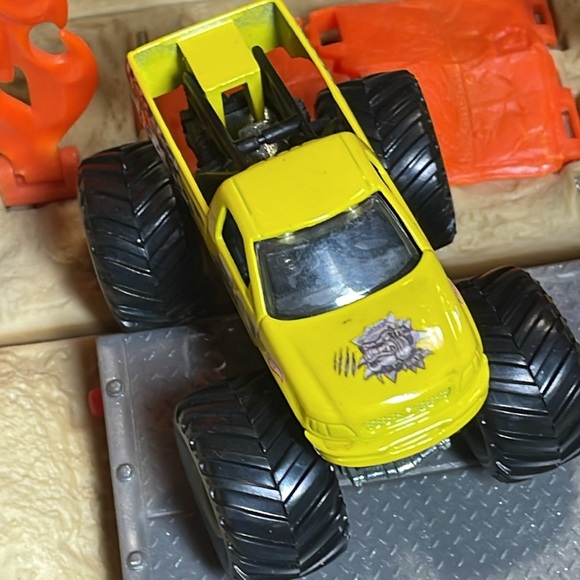 Mini Big Dawg - Picture 3 of 3